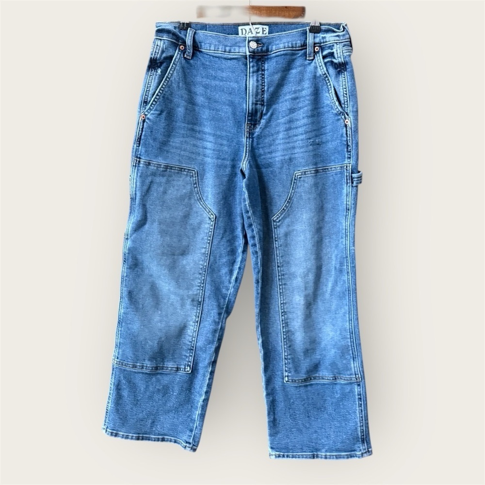 DAZE women’s Denim Jeans HUG cropped fit size 31 carpenter style Y2K